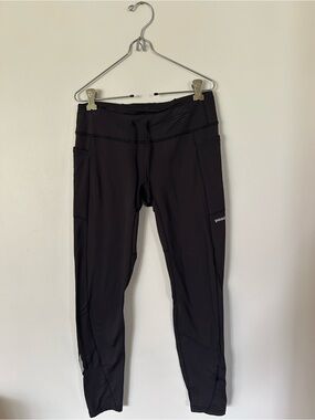 Patagonia Women's Endless Run 7/8 Running Tights Black Small